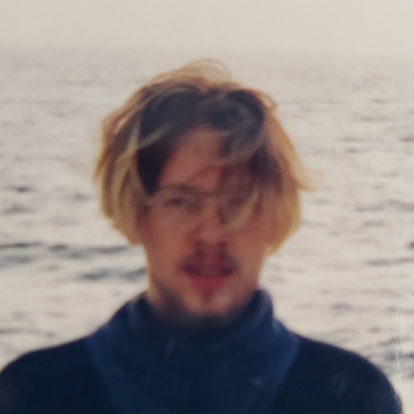 eijiv